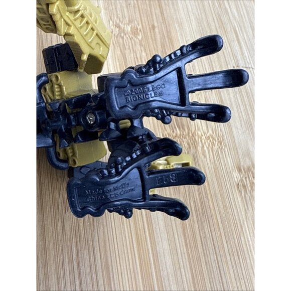 LEGO Bionicle 2006 Piraka Vezok McDonalds Happy Meal Action Figure Toy - Picture 7 of 9